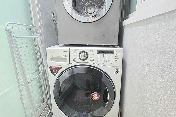 Kkachisan, 10 min, 2 rooms + @ 16th image
