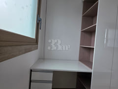 A clean, well-prepared room 2th image
