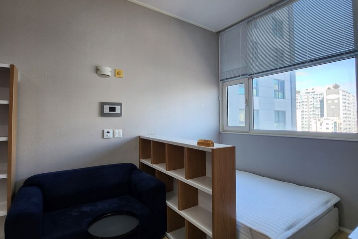 부산 교대 역세권 원룸 2번째 이미지