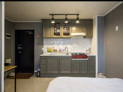 Studio apartment in downtown Jeju City 3th image