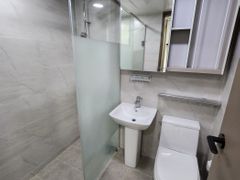 Right by the subway station. Spacious duplex 12th image
