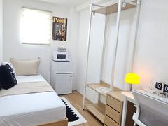Deluxe Room, 100m from Sinnonhyeon Station 1th image