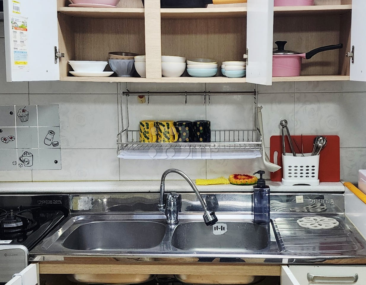 Ochang Guryong Stay: Fully Furnished Two-Room 4th image