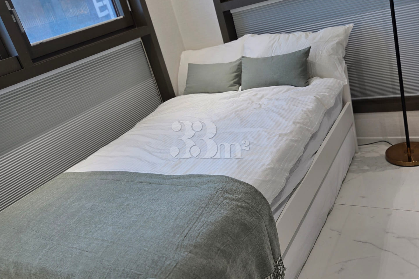 A comfortable and luxurious home. 9th image
