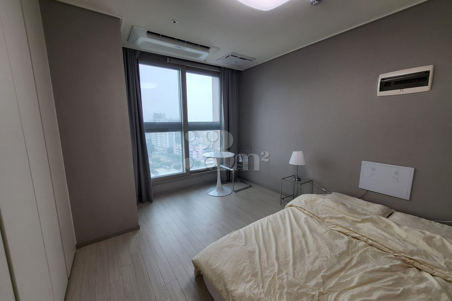 Fully furnished officetel with ocean view nea 1th image
