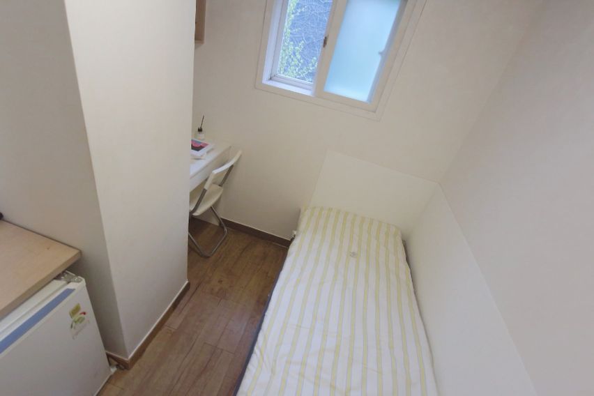 홍대 중심 F 3번째 이미지