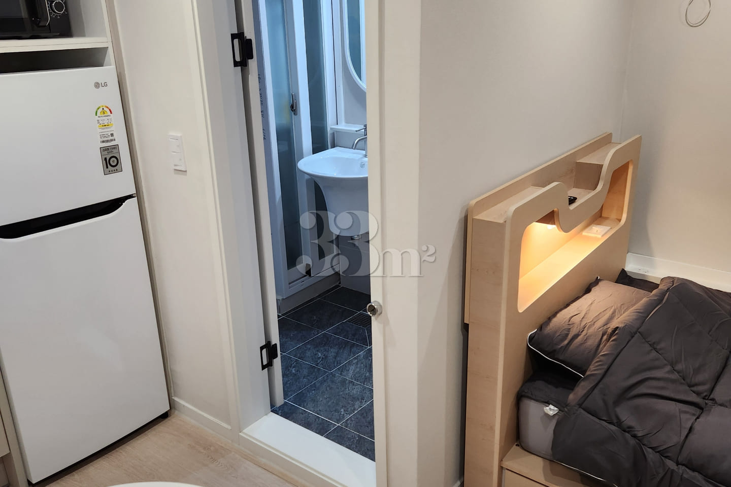 Studio apartment, 7-minute walk from Gusan St 10th image