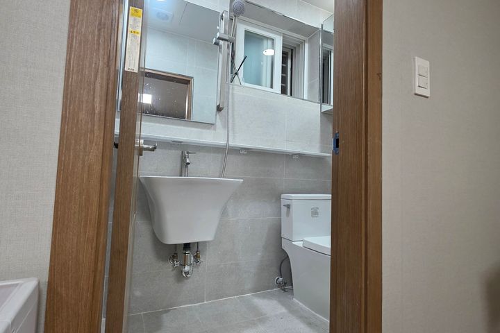 Cozy House in Nakseongdae/Sadang 4th image