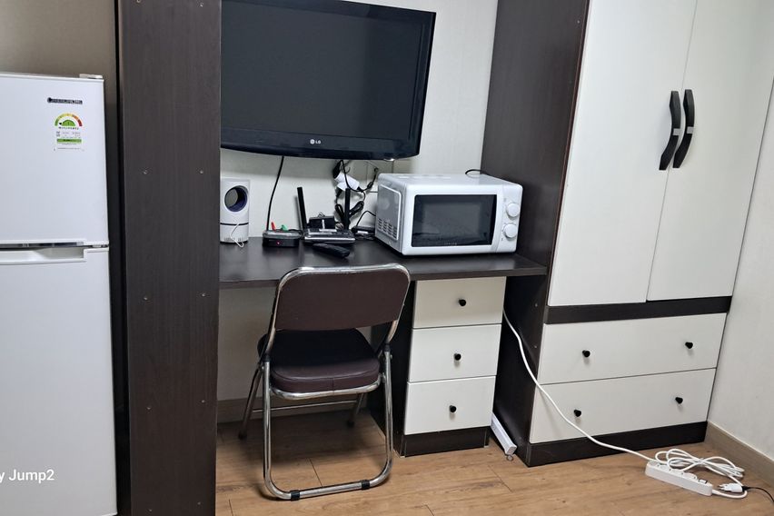 스타벅스근처 깔끔한 집