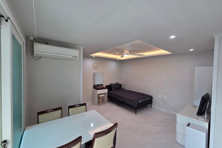 Chojeon-dong fully furnished studio apartment 1th image