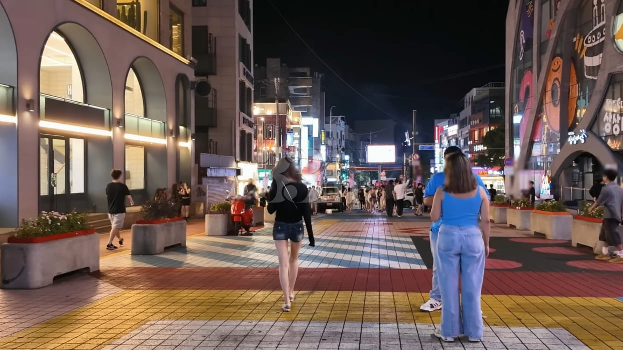 3-minute walk from Hongik University Station  16th image