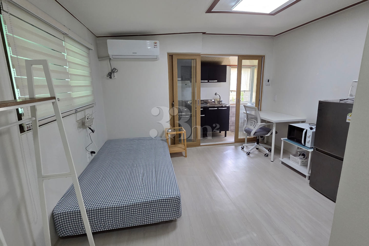 Located in front of the Jeonbuk National Univ 0th image