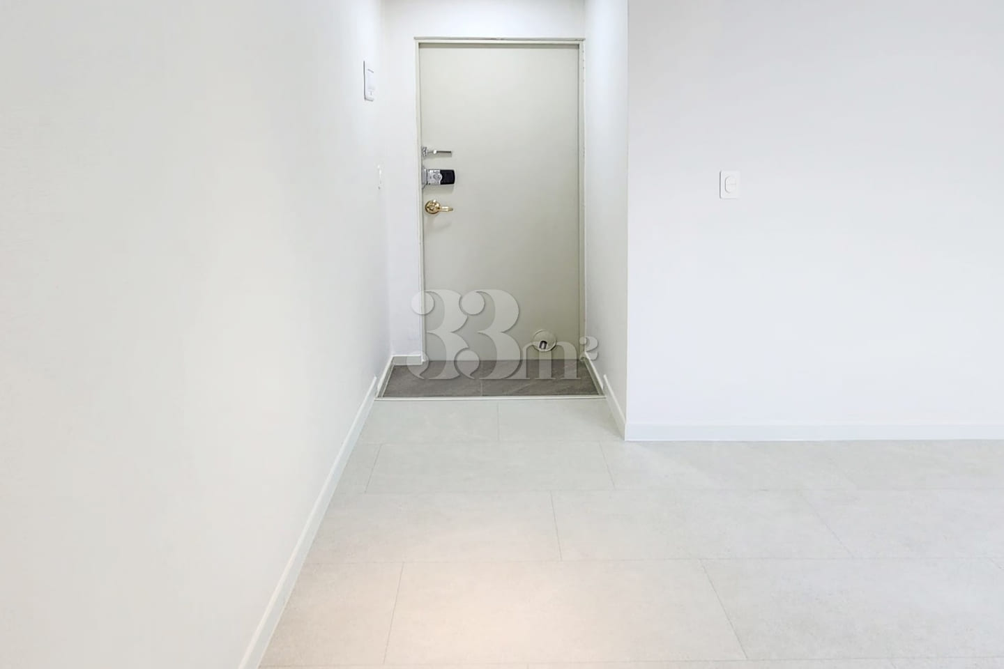 YH Haus 4th image