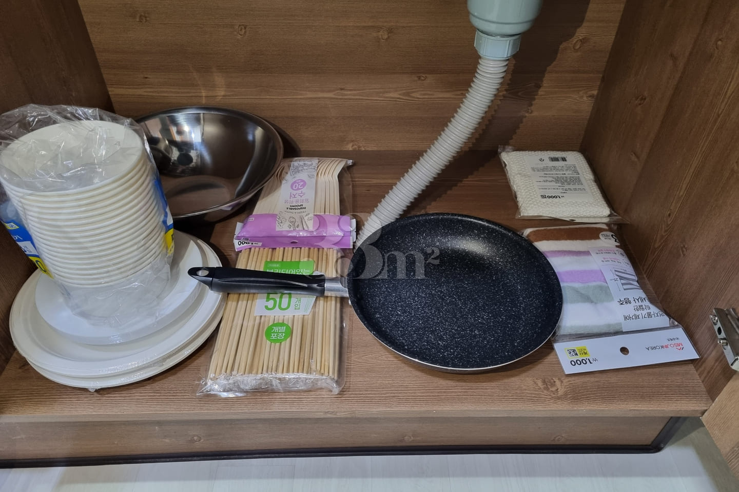 Studio apartment in a walkable neighborhood 7th image