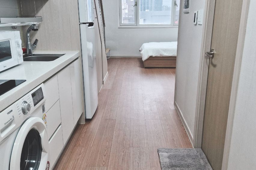 신설동역 복층 3인실