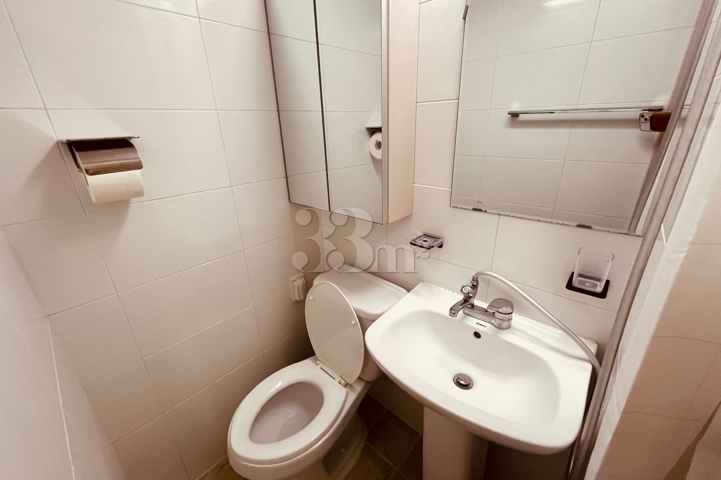 2-minute walk from Sinchon Station (Line 2) 6th image