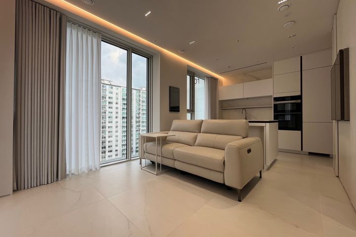 Luxury studio apartment, 1 minute from Gangna 12th image