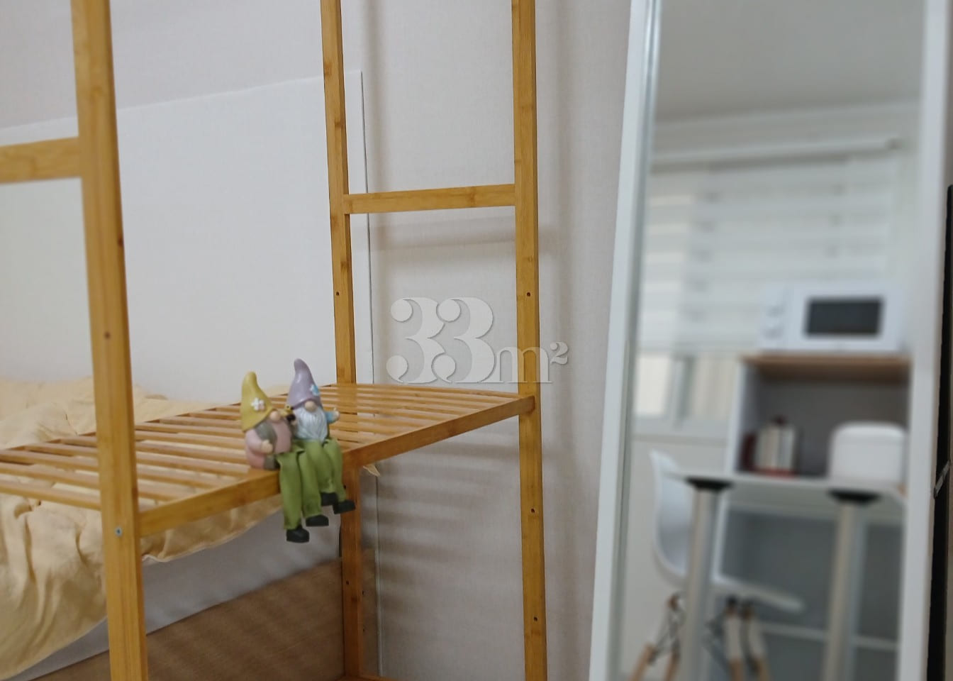 Clean studio apartment near International St. 8th image