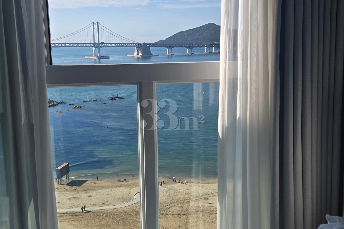 광안리 해수욕장 앞 14번째 이미지