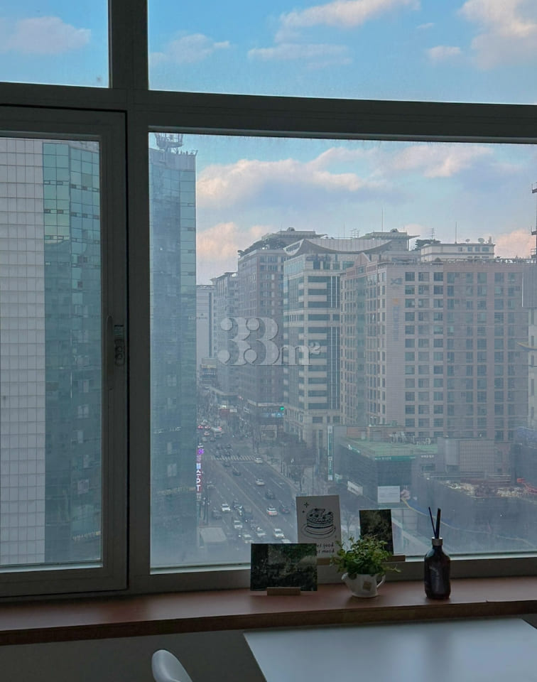 1 minute from Suwon City Hall Station / City 3th image