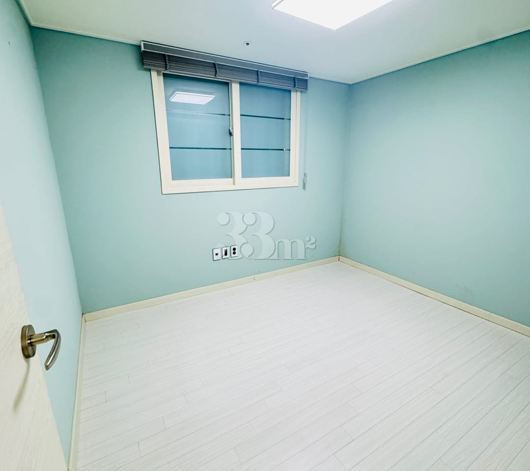 Dongil 22 ★ 3-Bedroom Unit Near Hwagok Statio 8th image
