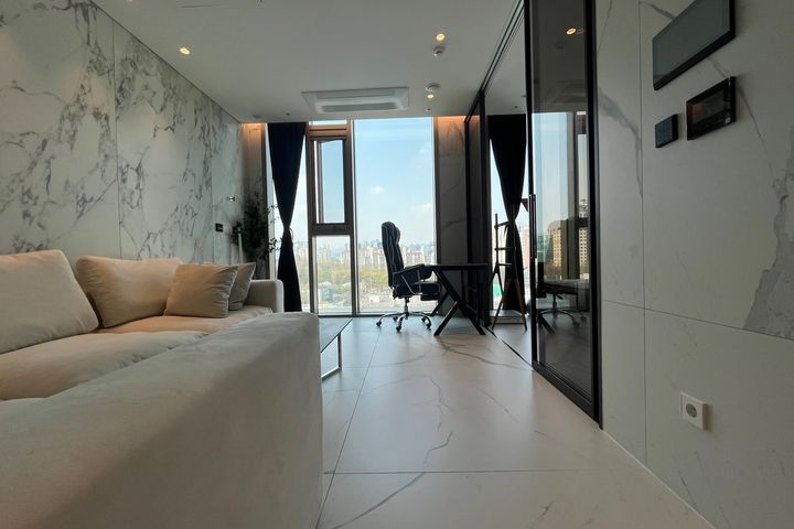 Gangnam 1.5-room apartment with spa access 13th image