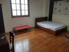 Large room, individual cooking and laundry fa 0th image