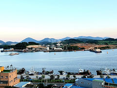 Yeosu Night Sea I Fully Furnished 14th image