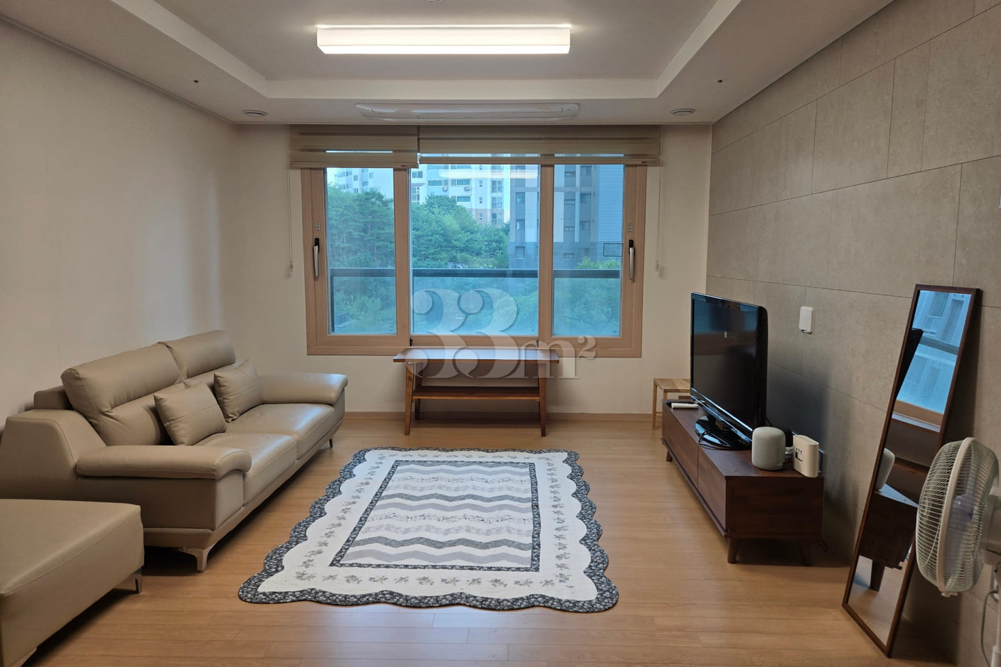 Clean home, 3 minutes from Sangdo Station 0th image