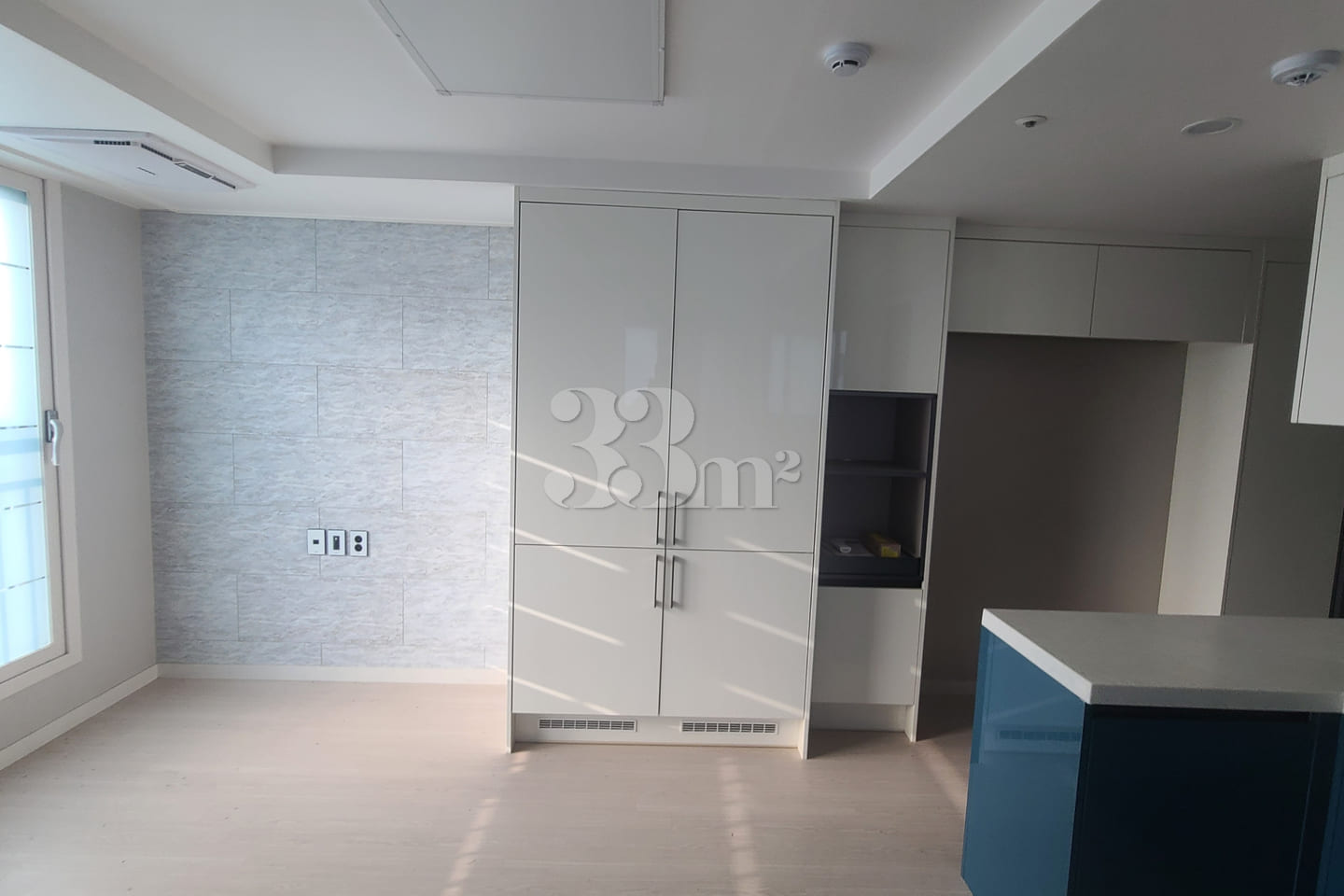 Newly built, fully furnished, prime floor 2th image
