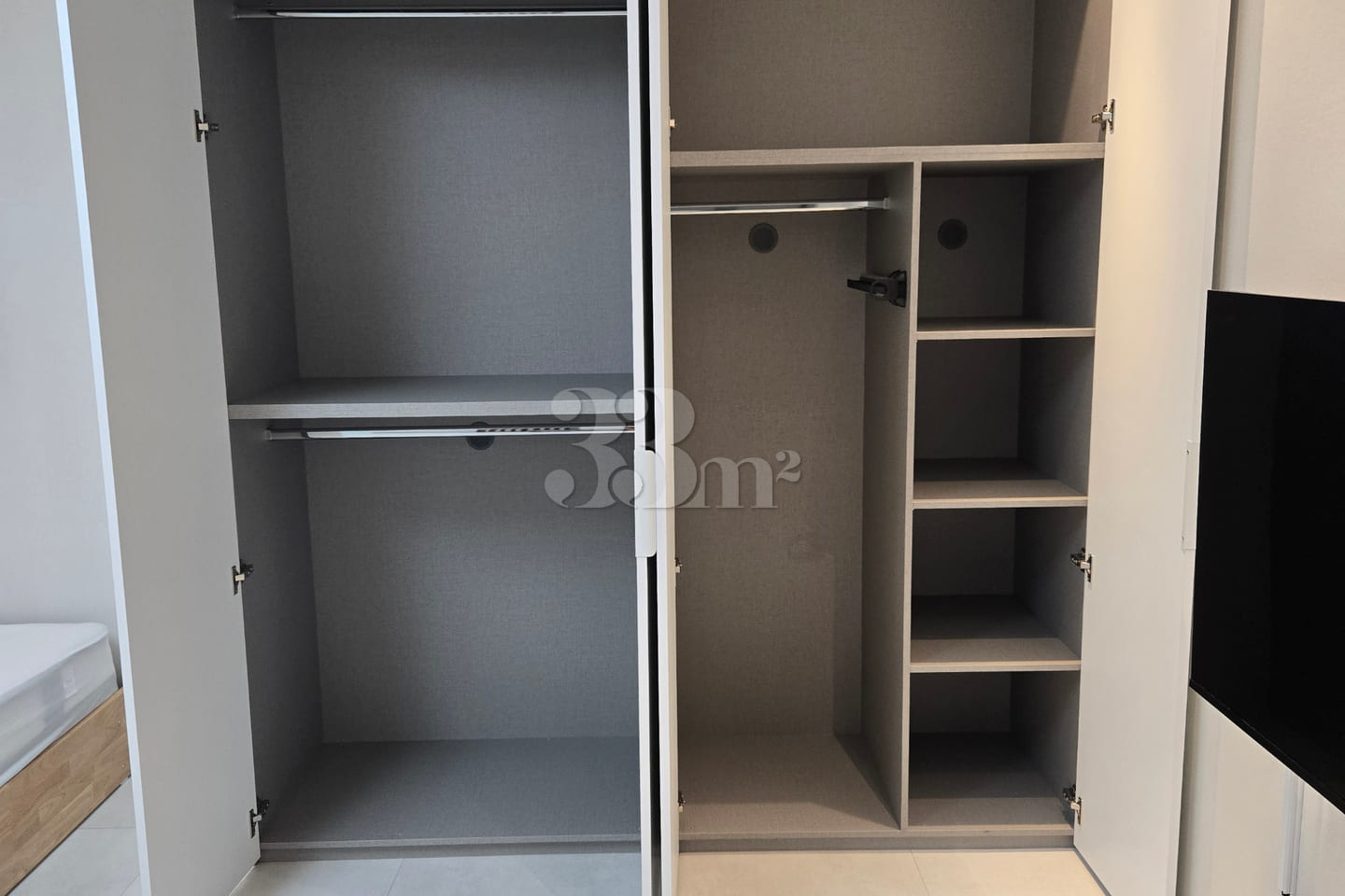 Room 201 4th image