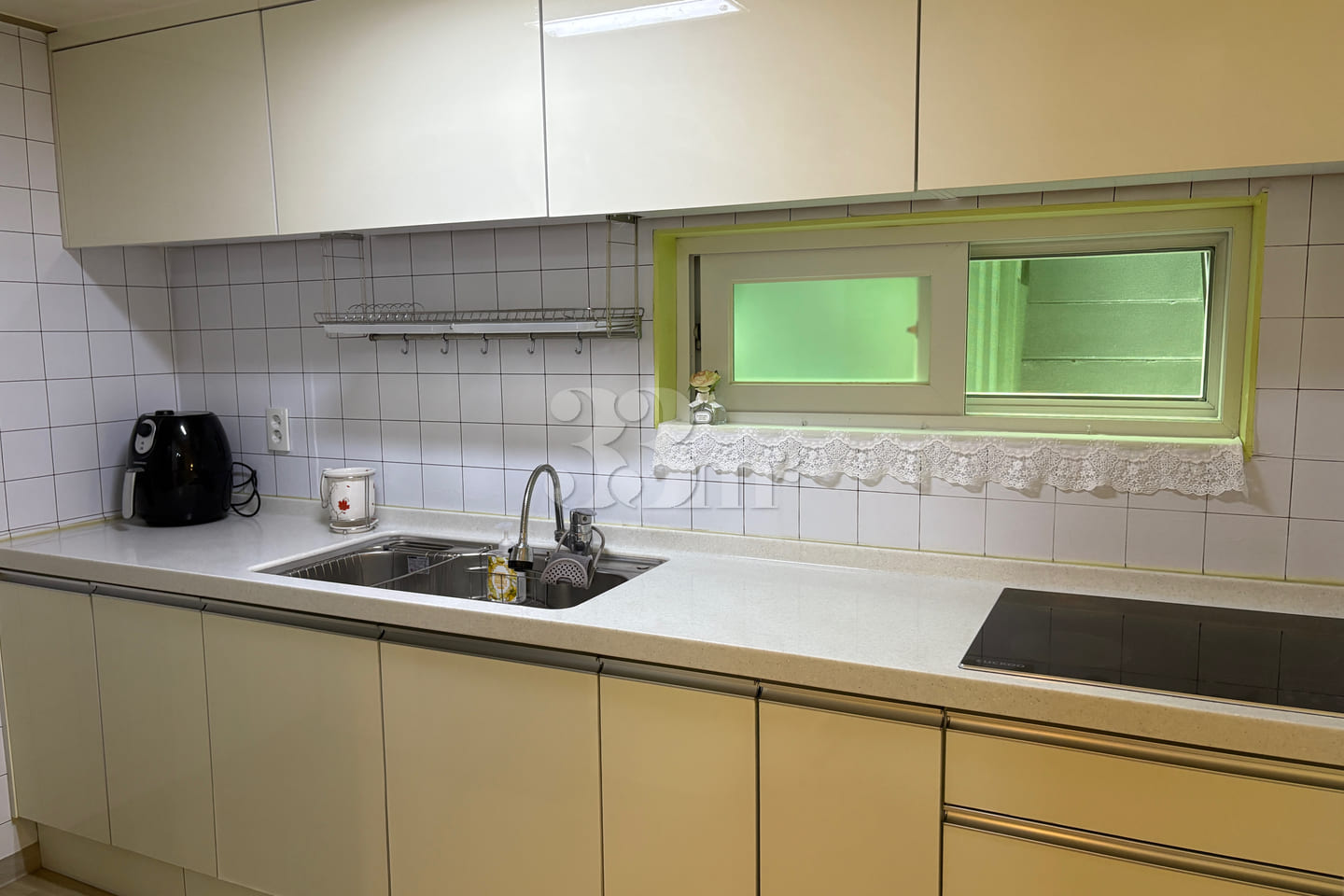 City University / Rooftop duplex house 1th image