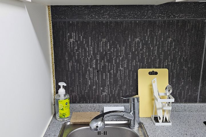 Studio apartment, 4-minute walk from the subw 3th image