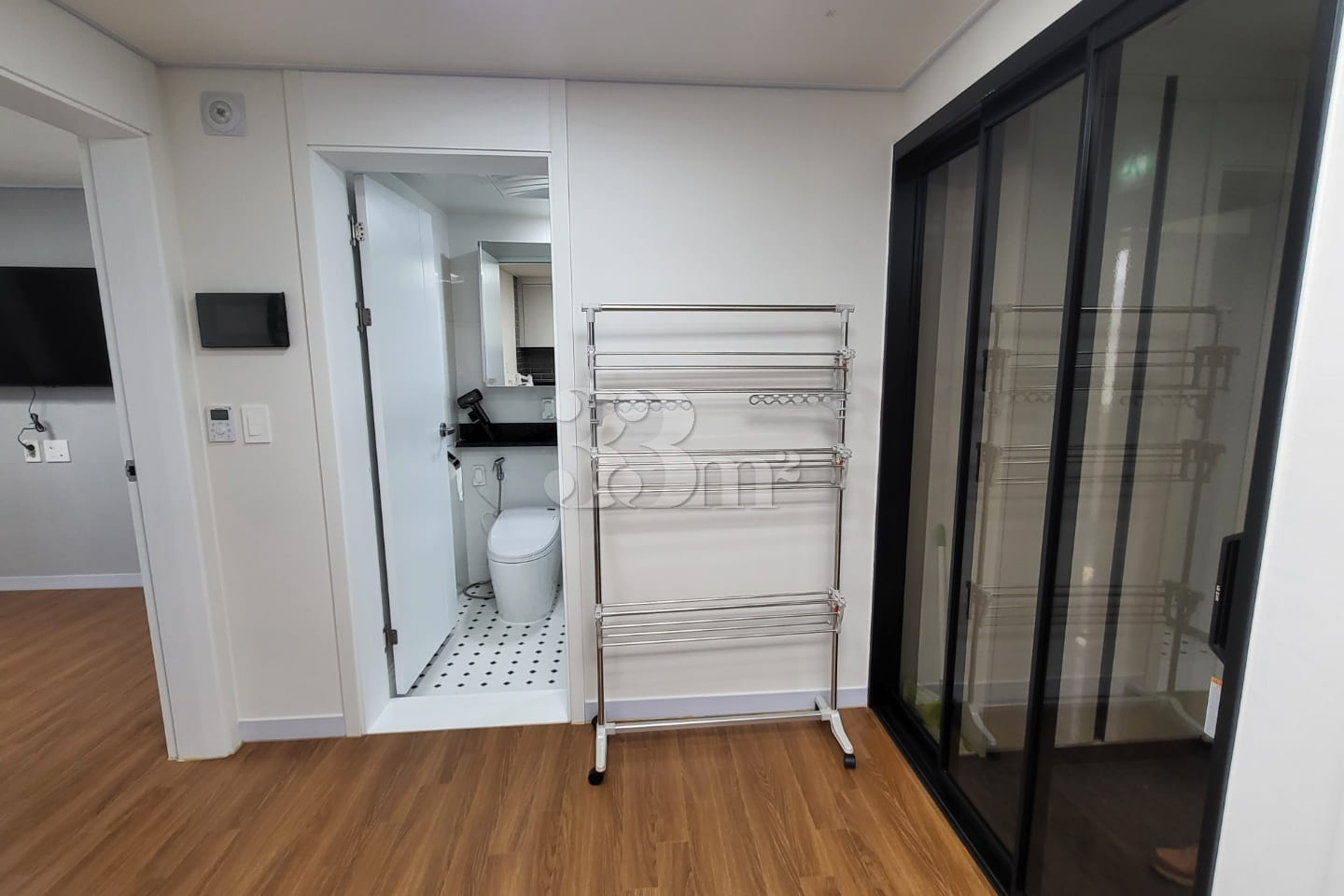 Sinchon-ri Haven Two-Room Apartment 16th image