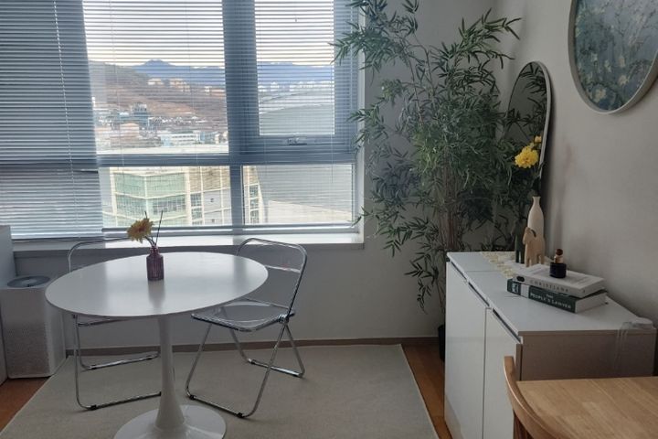Jeongja Stay / Spacious 1.5-Room Unit 14th image