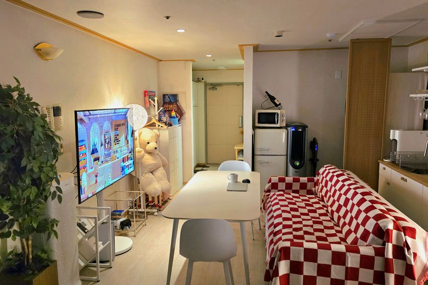 홍대역연결★호텔+멀티룸