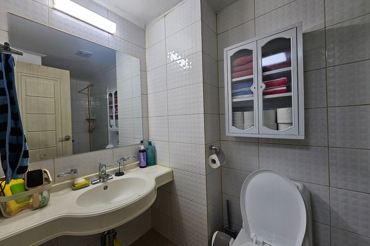 Fully-furnished studio apartment in Uijeongbu 18th image