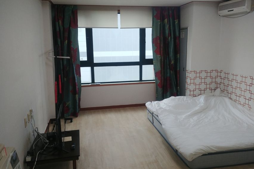 구의역까지 80미터.