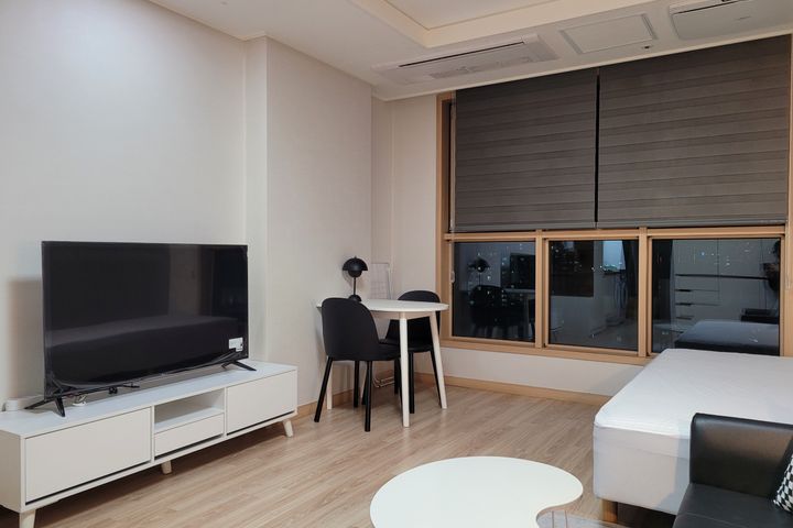 Studio apartment with the best view, 3-minute 1th image