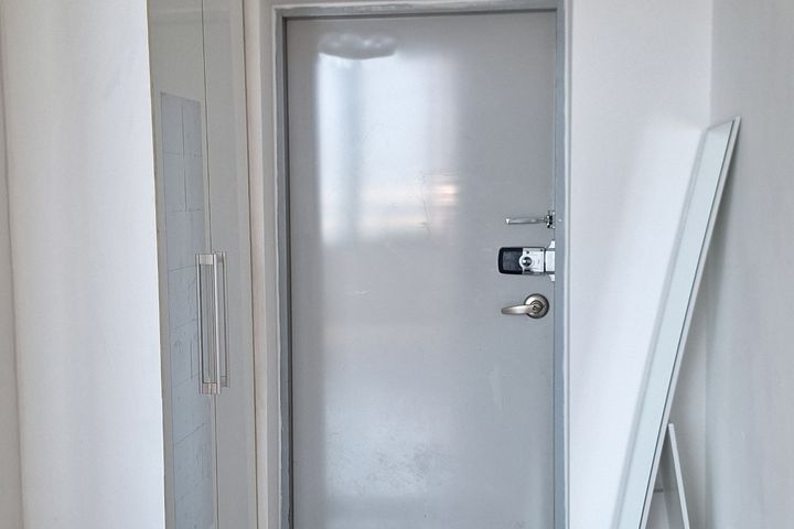 Spacious and pleasant duplex studio 6th image