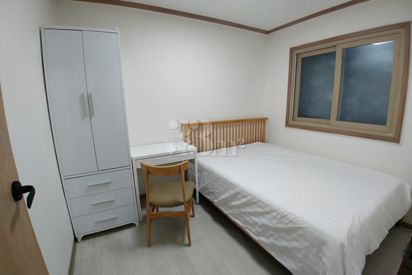 3-room apartment, 5 minutes from Hongik Unive 3th image