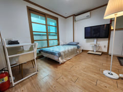 3-meter-high window, individual heating, 310 1th image