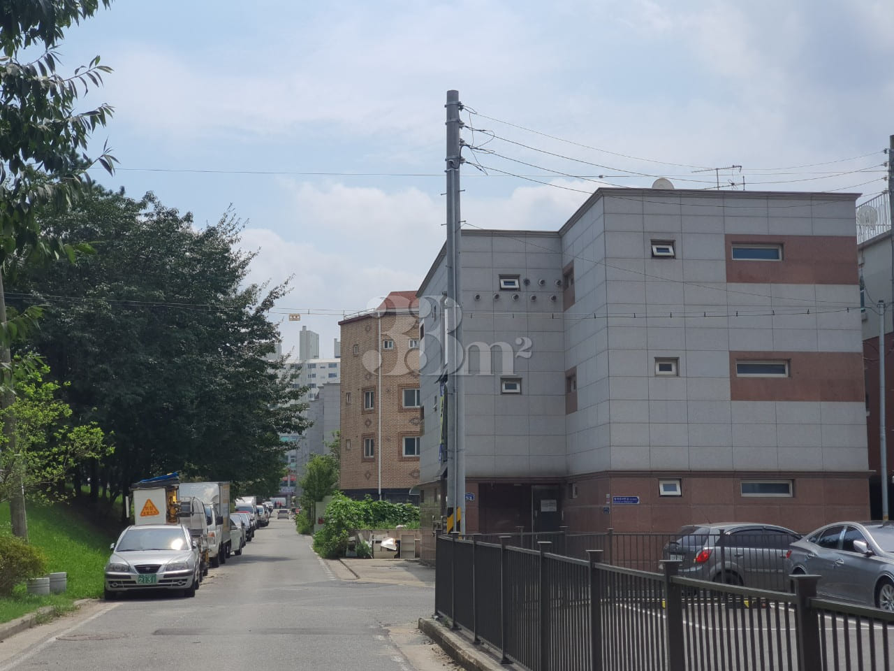 Near Seodaejeon IC, convenient parking 0th image