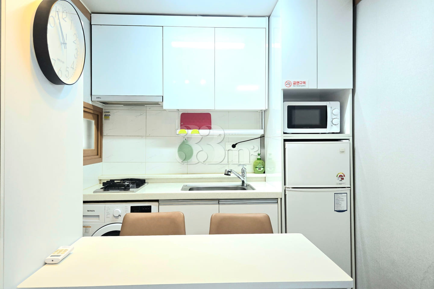 Neat Studio in Mangwon (Unit 201) 13th image