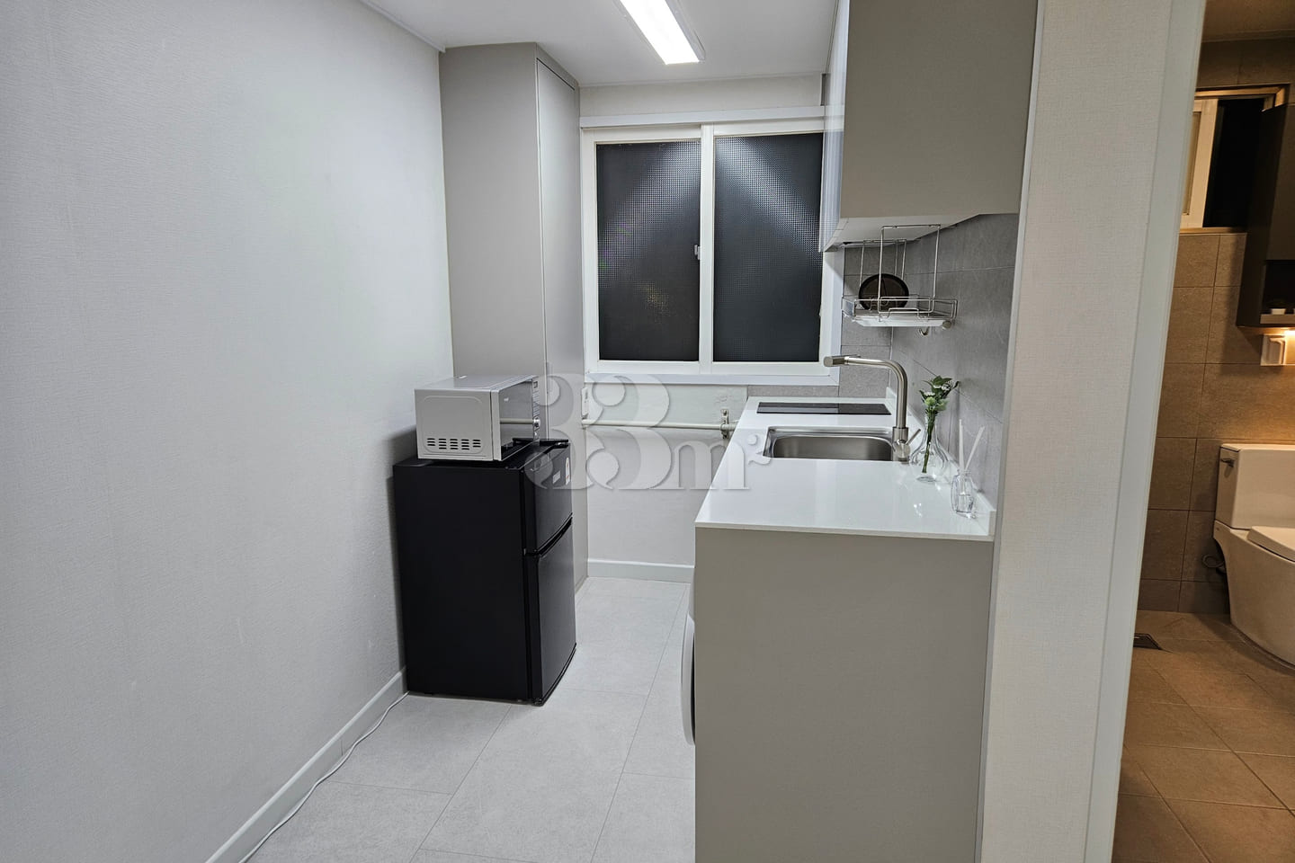 YH Haus 8th image