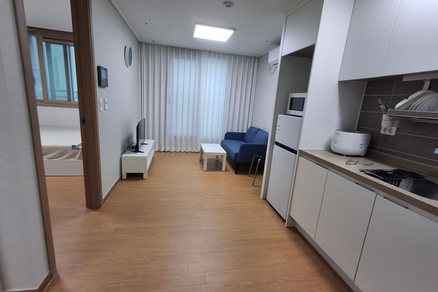 앞바다 뒤 산 2번 4번째 이미지