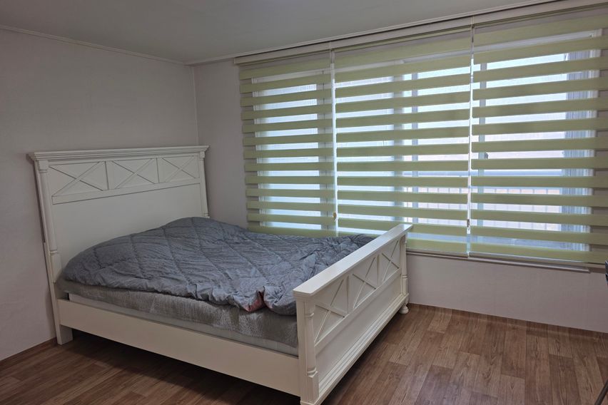 24-pyeong unit at Gyeongsan IC with a great v 1th image