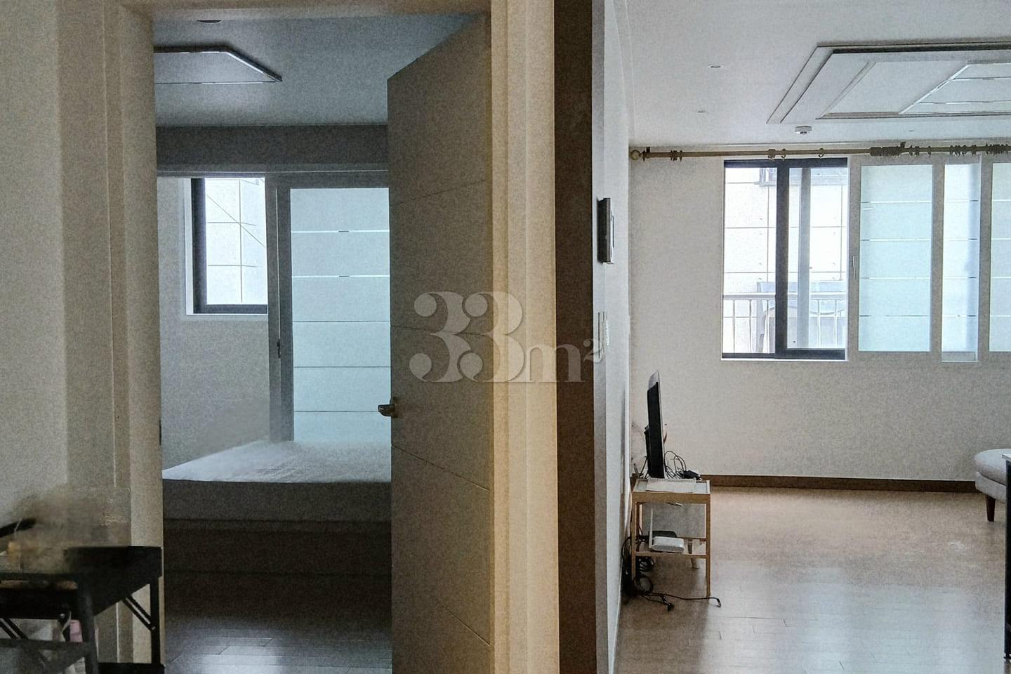 1 Minute from City Hall ☆ Spacious Home on Ju 1th image