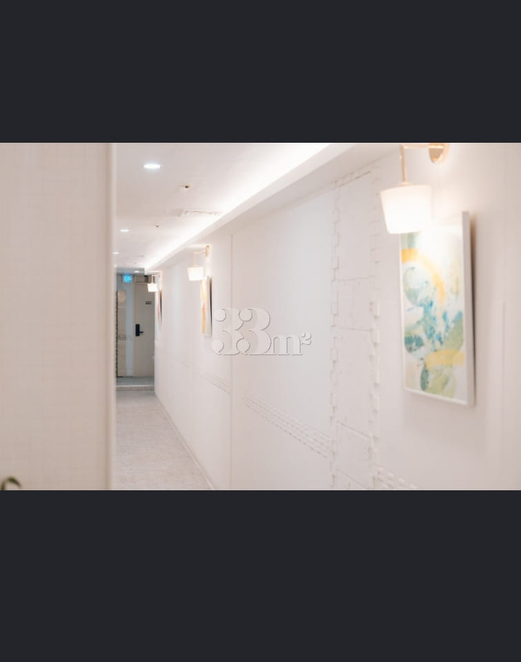 Deluxe Room 9th image