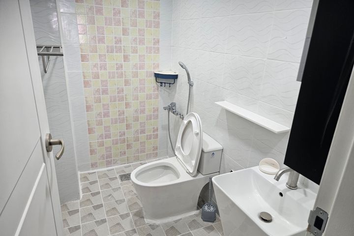 Three-room apartment near Machi Square 6th image